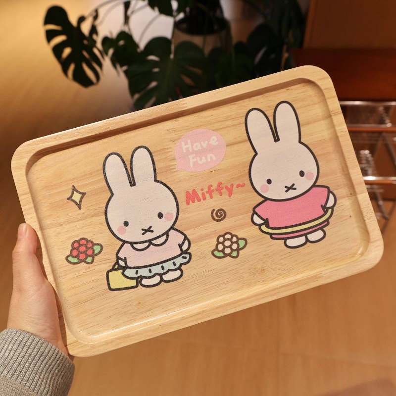 Assiette en bois mignonne Miff - Coffee Tea Uses avis et prix